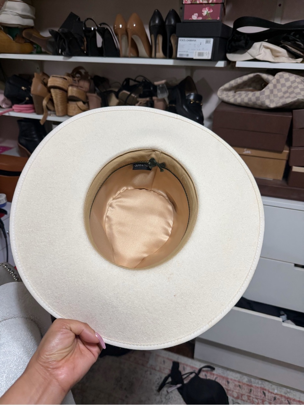 Wide Brim Felt Hat in Cream - Picture 5 of 6
